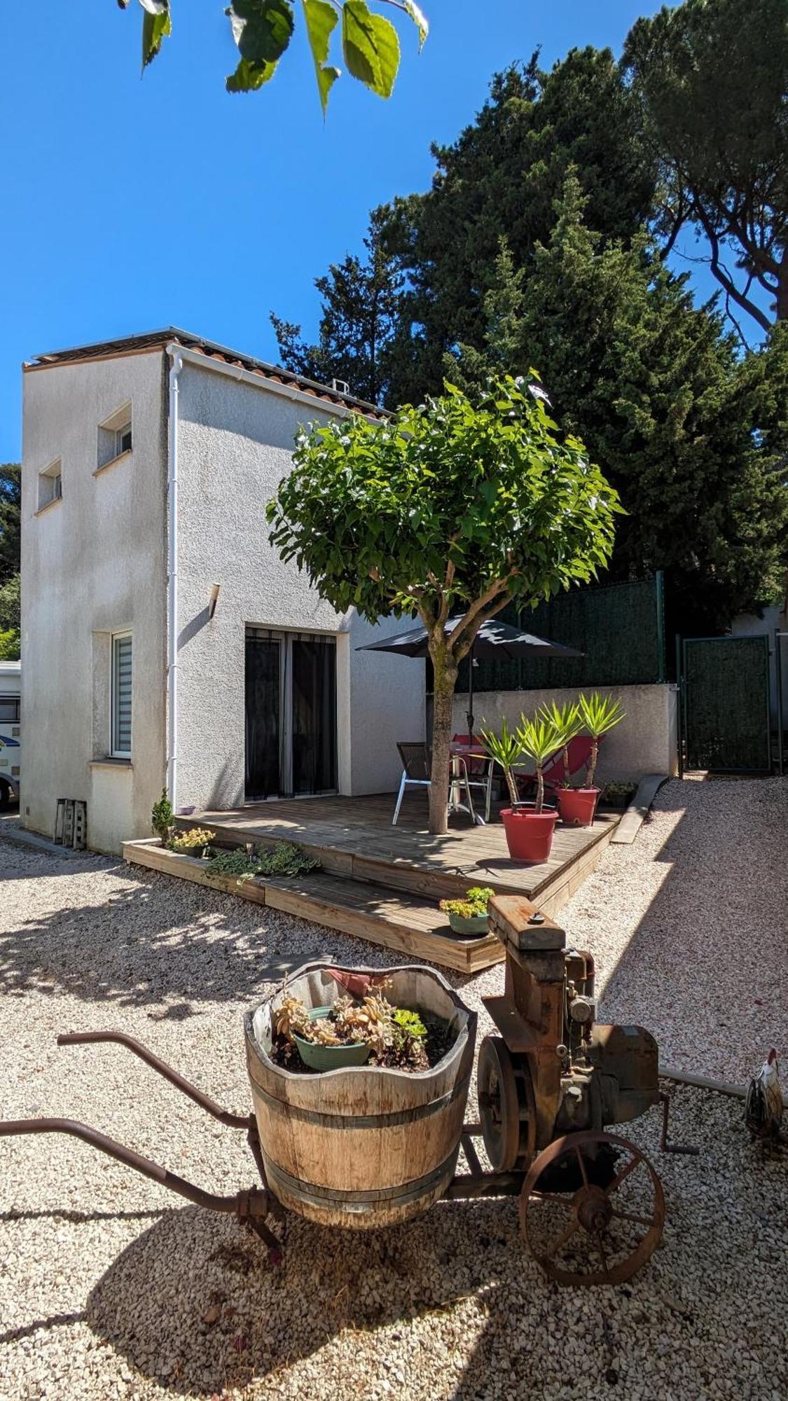 Petite Maison Independante. Beziers Exterior photo